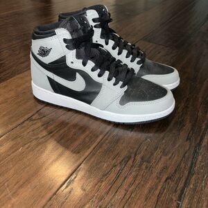Nike Air Jordan 1 Shadow 2.0 BARELY WORN